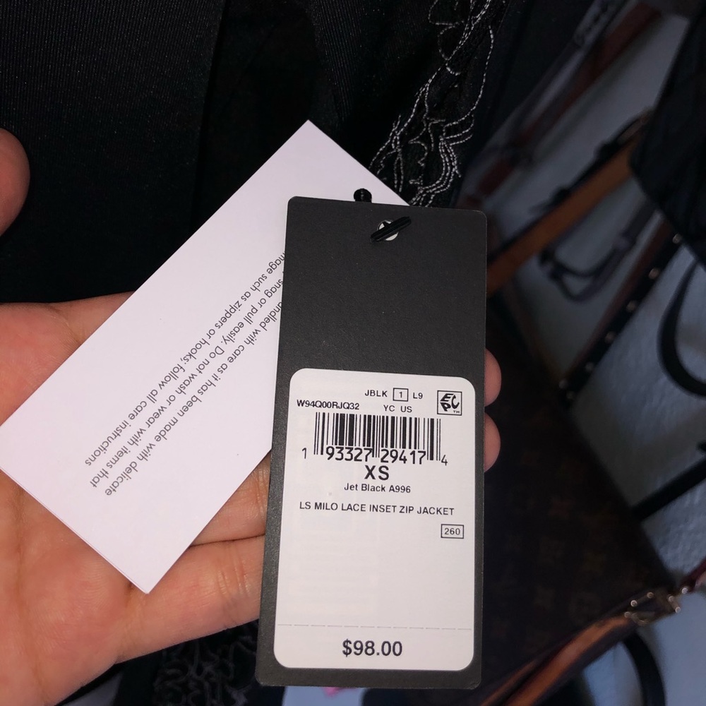 Guess Jacket - Picture 8 of 8